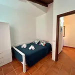 Apartment 6 Pax - Pool, Parking & Wifi - By Coral Porto Cervo