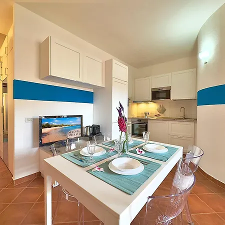 6 Pax - Pool, Parking & Wifi - By Coral *